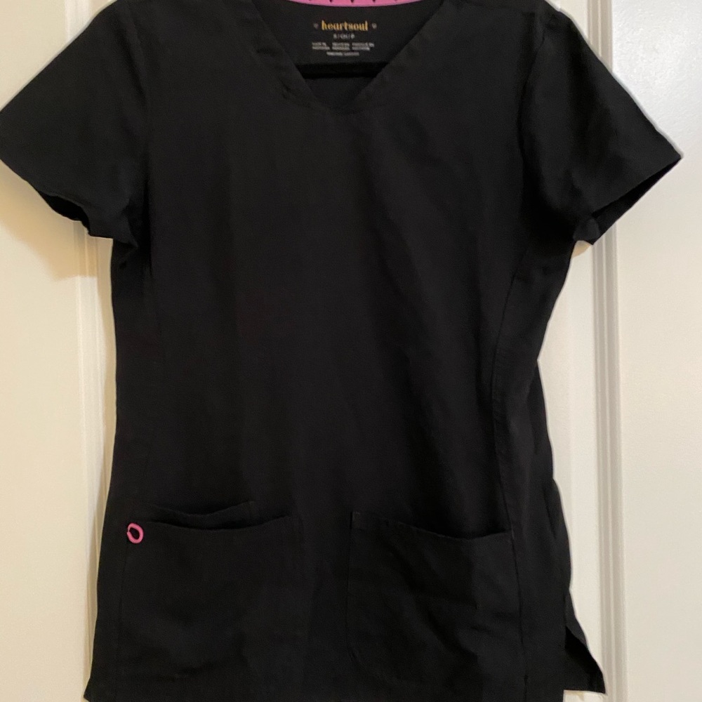 Scrub top
